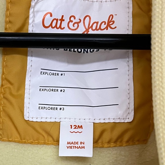 Cat and Jack Snow jacket 12m - Picture 4 of 9